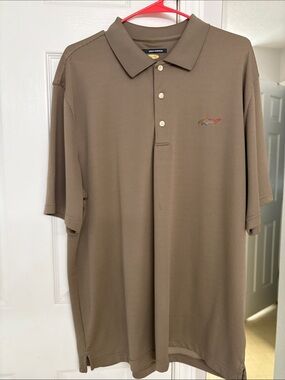 Greg Norman Collection Men’s Polo in Taupe